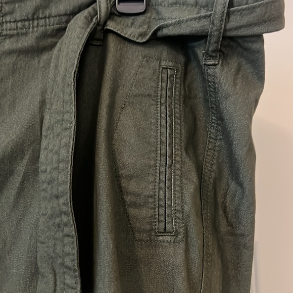 Torrid olive green pants first at fit 16 NWT casual comfy plus size work wear - Picture 3 of 14